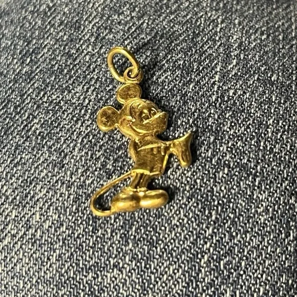 Sterling silver Mickey Mouse Charm Pendant - Picture 2 of 3